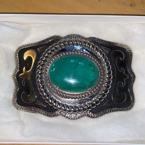 Belt buckle